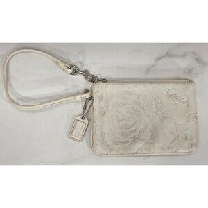 Vintage Coach Jewel Leather Wristlet Cream Embossed Silver Rose Mini Bag 43785